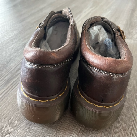 Doc Marten Women's 10/ Men's 9 Leather Shoes - Picture 10 of 10